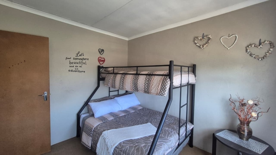 3 Bedroom Property for Sale in Country Club Western Cape